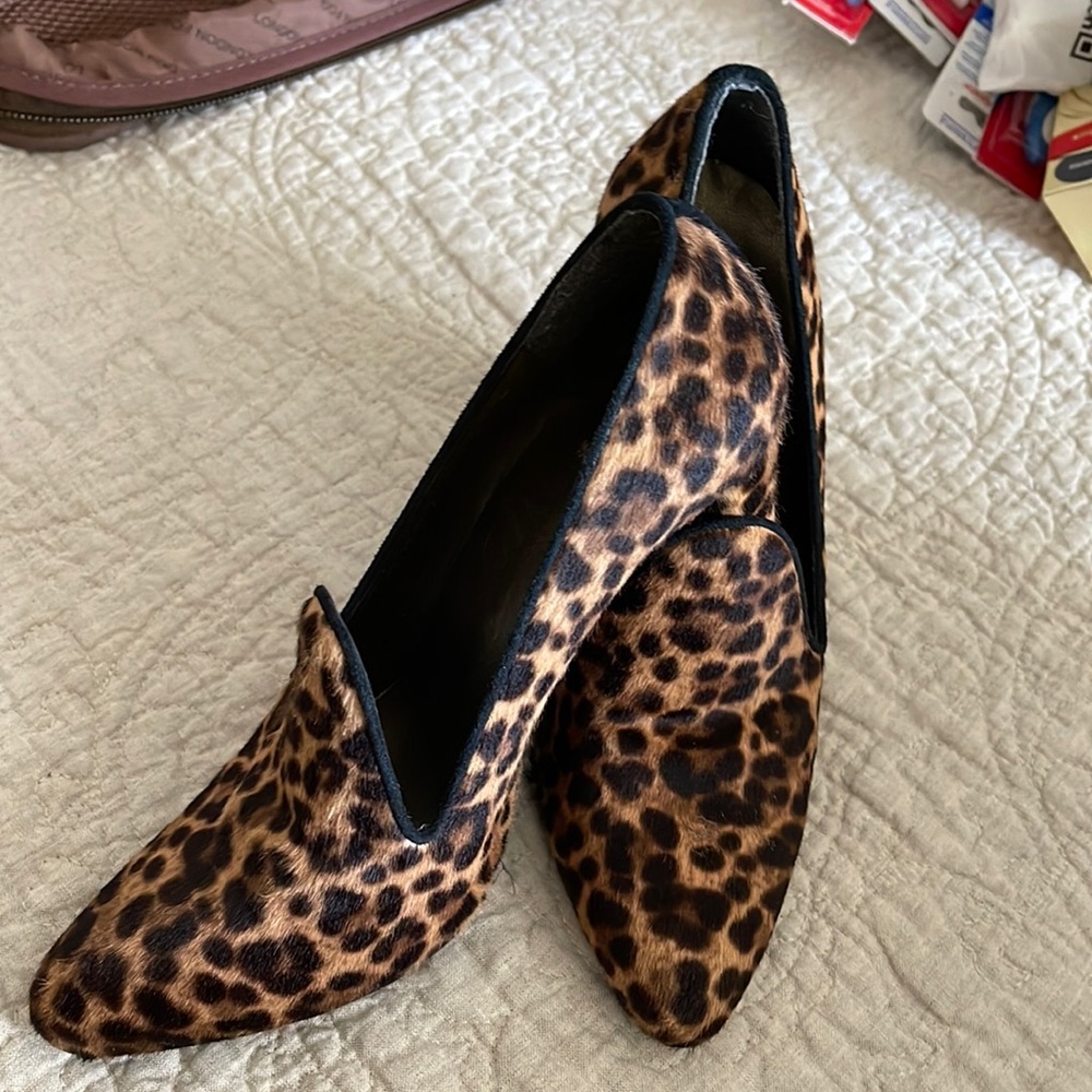 Stuart Weitzman pumps size 7 M